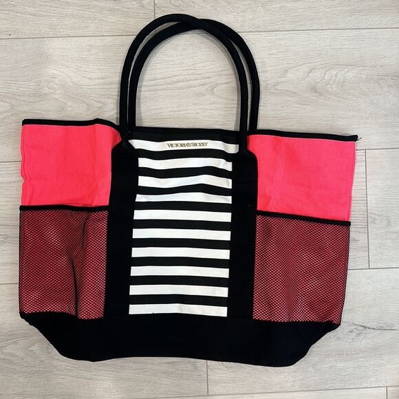Victoria's Secret Tote - Picture 2 of 5